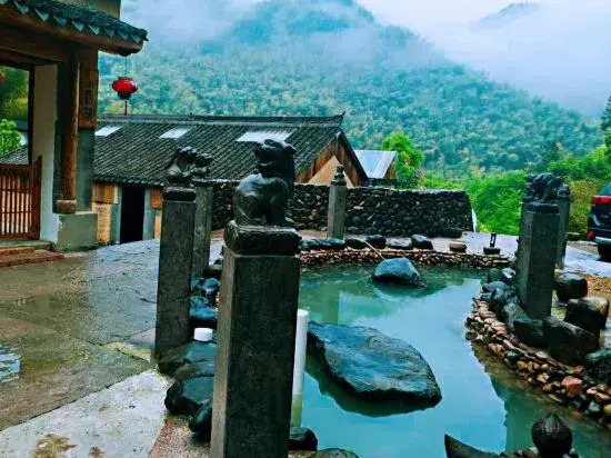 Xinchang Shangshitang Tianmu Mountain Residence