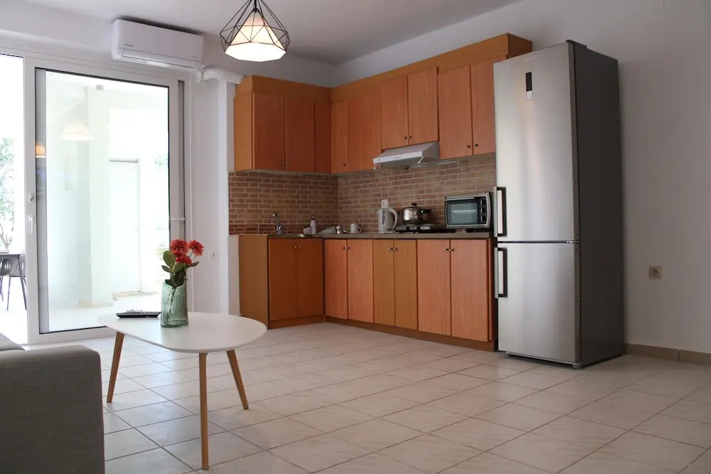 Kalamaki Plaza Apartments