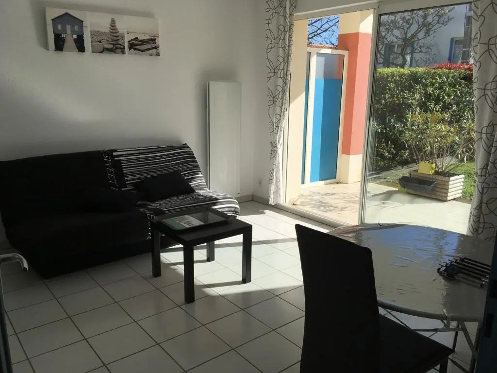 Appartement Les Sables-d'Olonne, 2 pièces, 4 personnes - FR-1-385-6