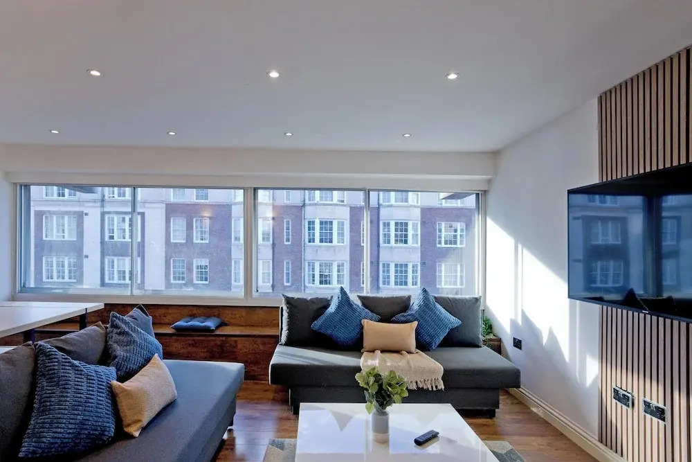 Imperial Queensway Apartment