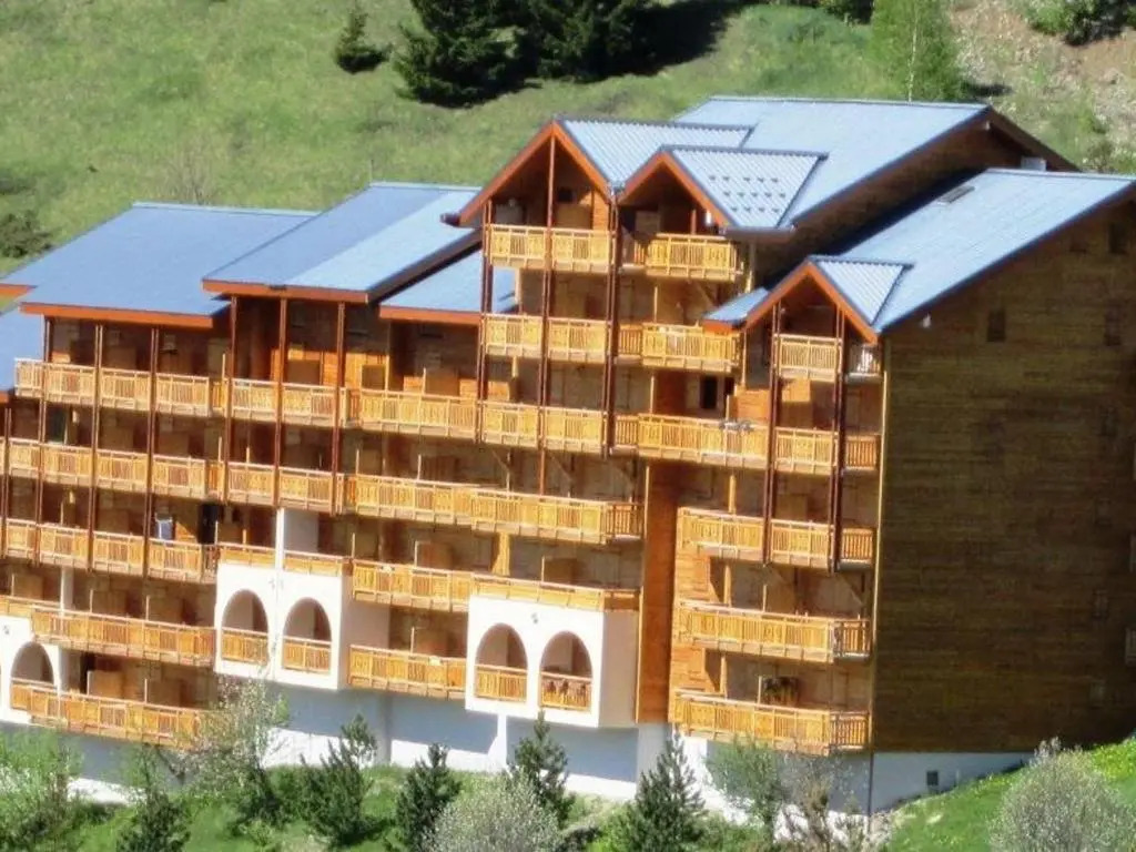 Appartement Auris, 1 pièce, 4 personnes - FR-1-297-60