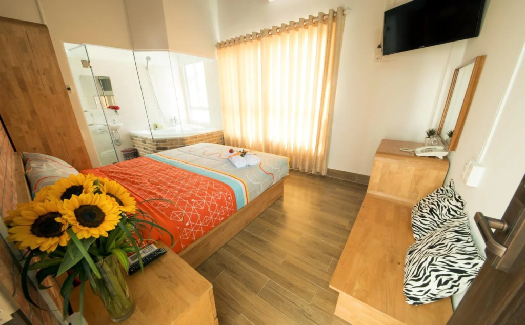 Anas House