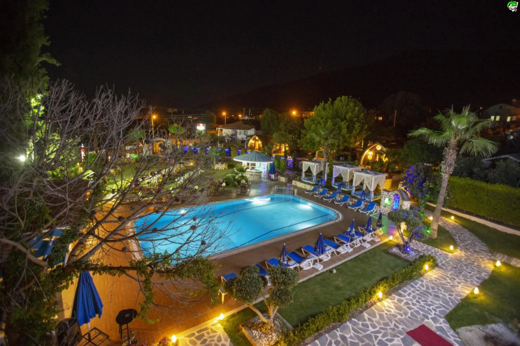 İksirci Baba Hotel