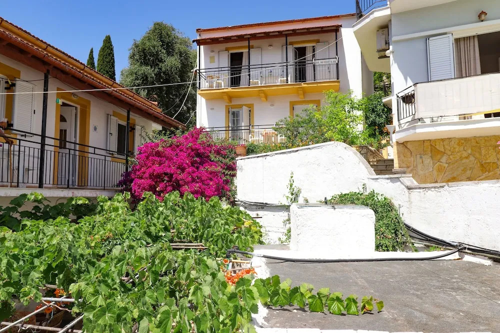 Antigone Apartments