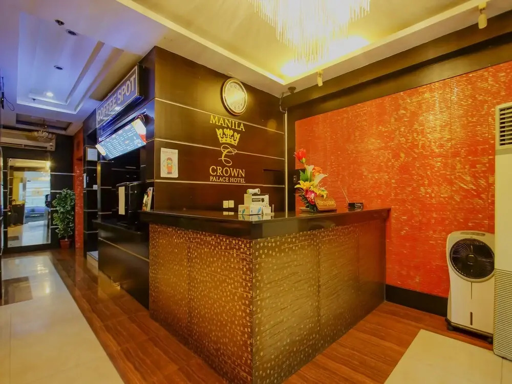 Super OYO 838 Manila Crown Palace Hotel