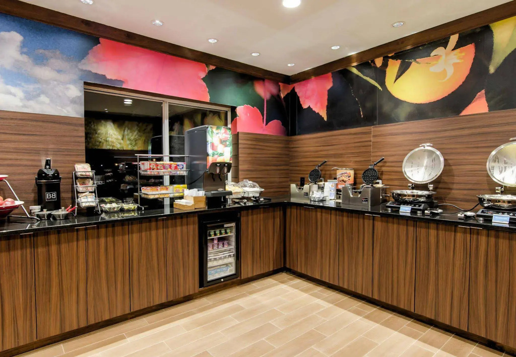Fairfield Inn and Suites by Marriott Potomac Mills Woodbridge