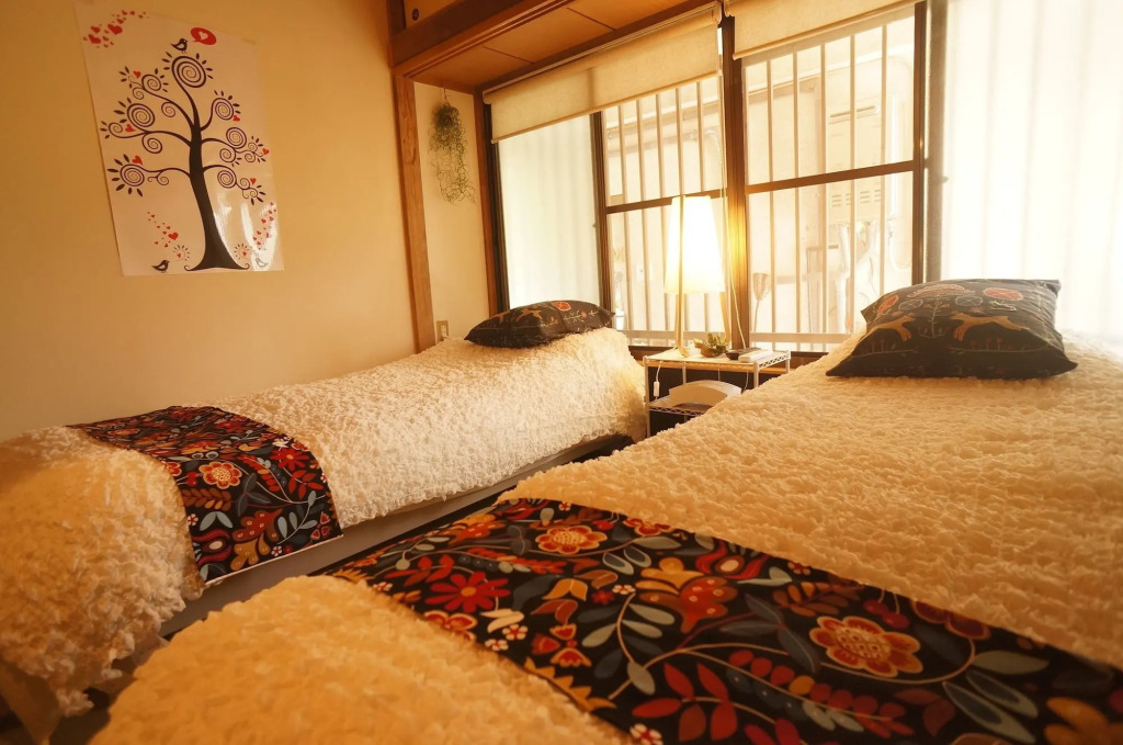 Assi House