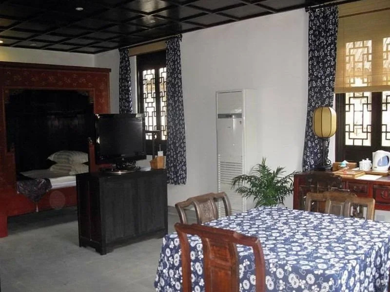 Xidi Travel Lodge