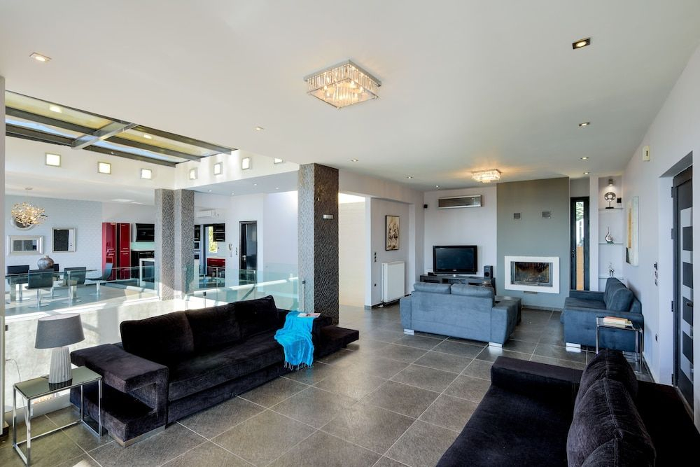 Adorno Luxury Villa