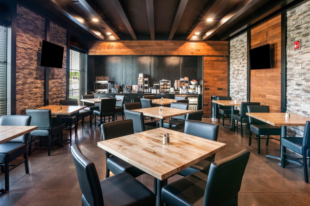 Cobblestone Hotel & Suites Appleton International Airport