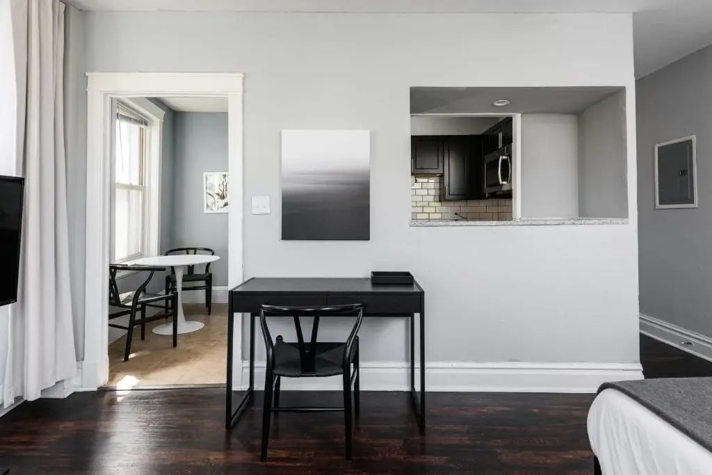 Simple CWE Studio near BJC by Zencity