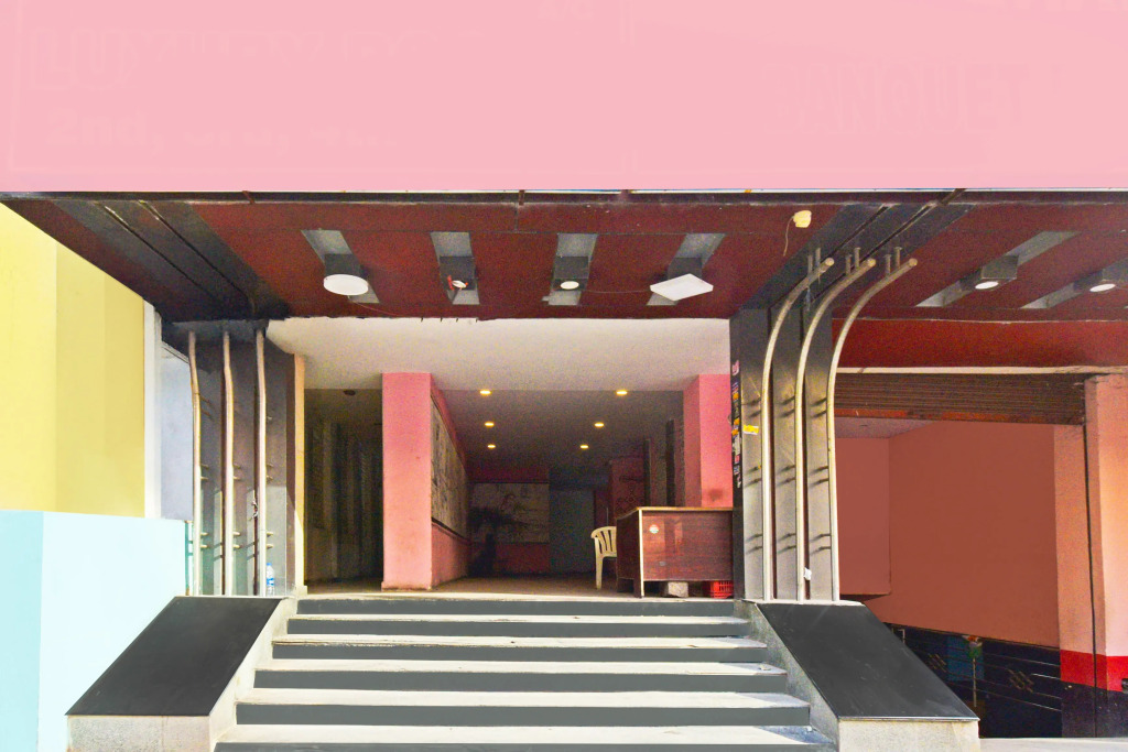 Super Townhouse Ameerpet Balkampet Road