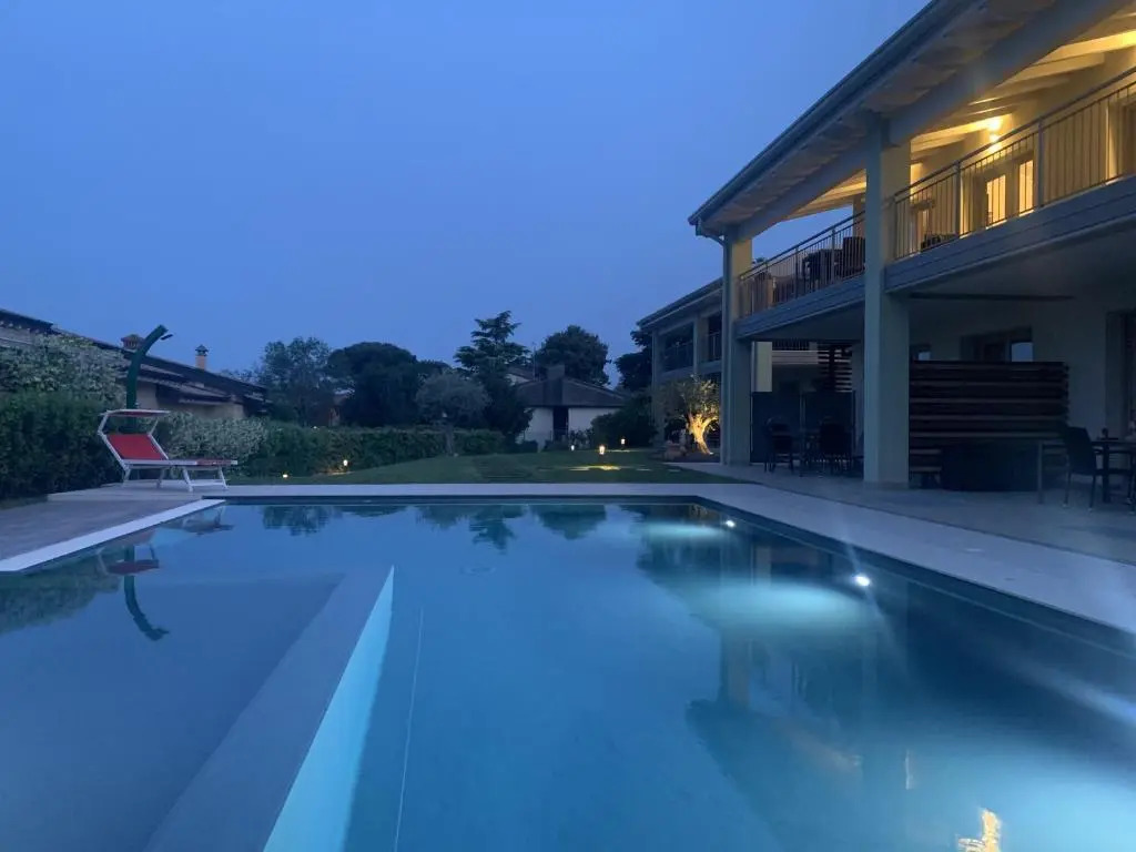 Gardaliva Blue Studio 3