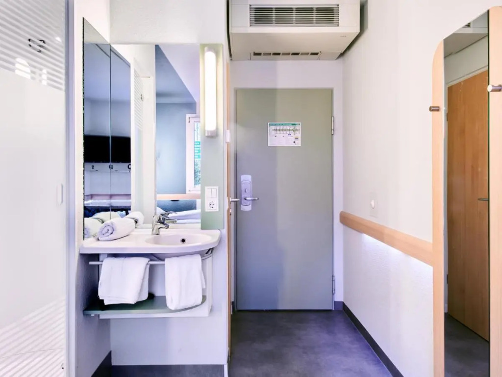 B&B HOTEL Hannover-Laatzen
