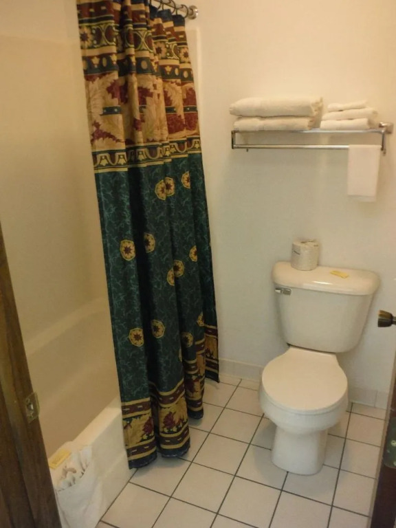 Caravan Motel
