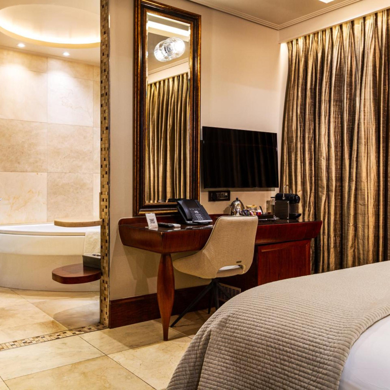 Kimberley Anne Hotel