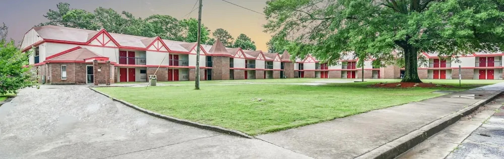 Budgetel Inn and Suites Glenwood
