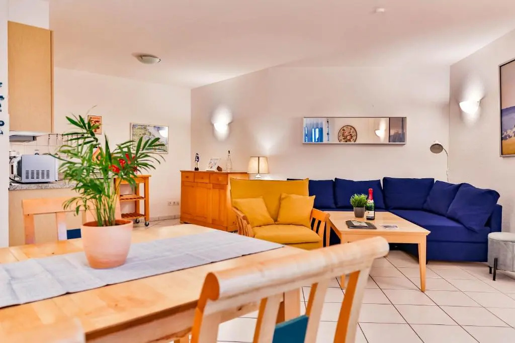 Apartment Ostseerose ein Strandkorb ist im Sommer inclusive