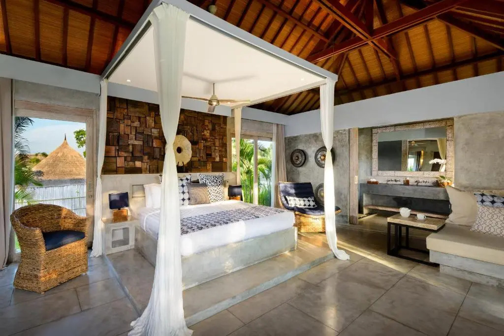 Lavish 5 Bed, Sleeps 10, Butler, Daily Breakfast