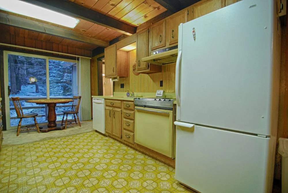 372 Rim Drive - 3 Br Home