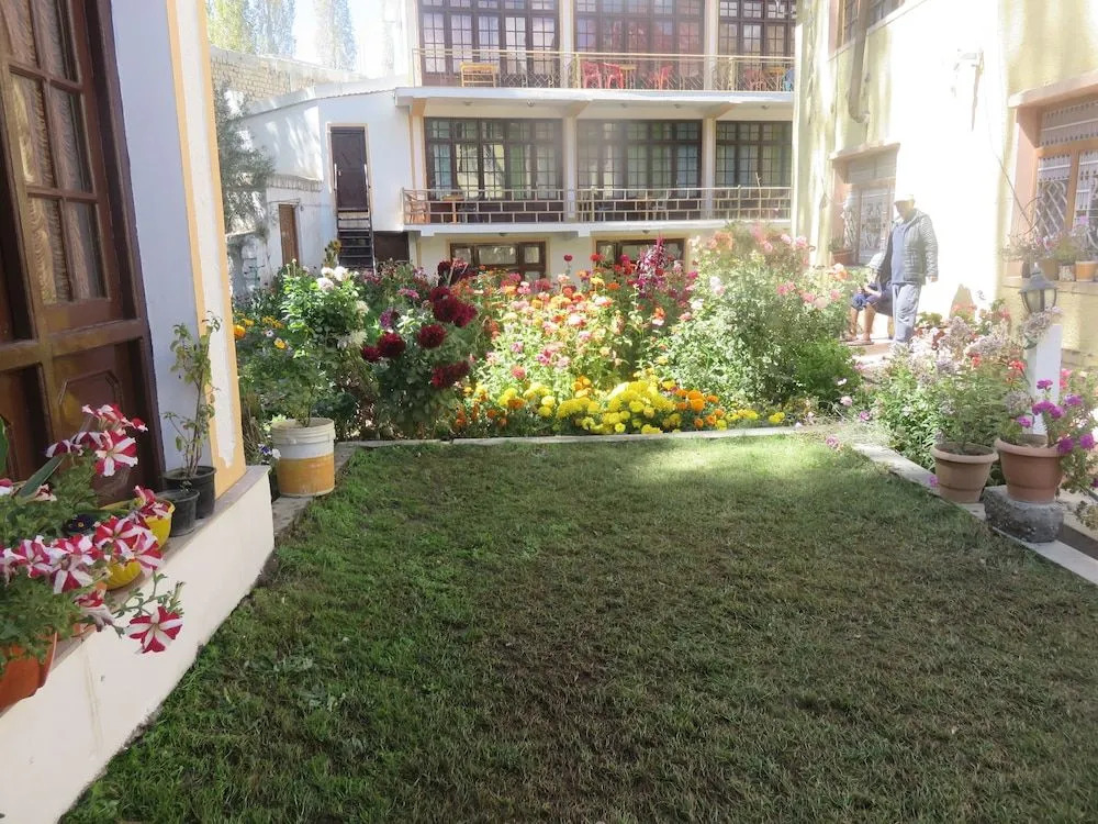 Hotel Maryul