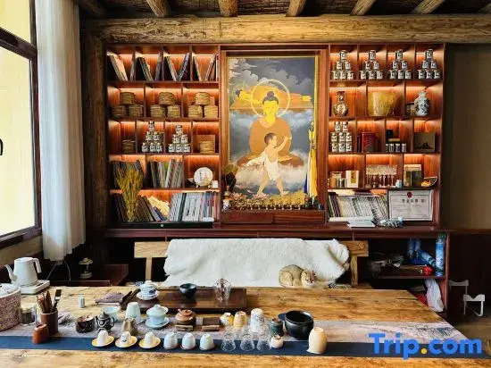 Shangu Homestay (Yagetang Branch)