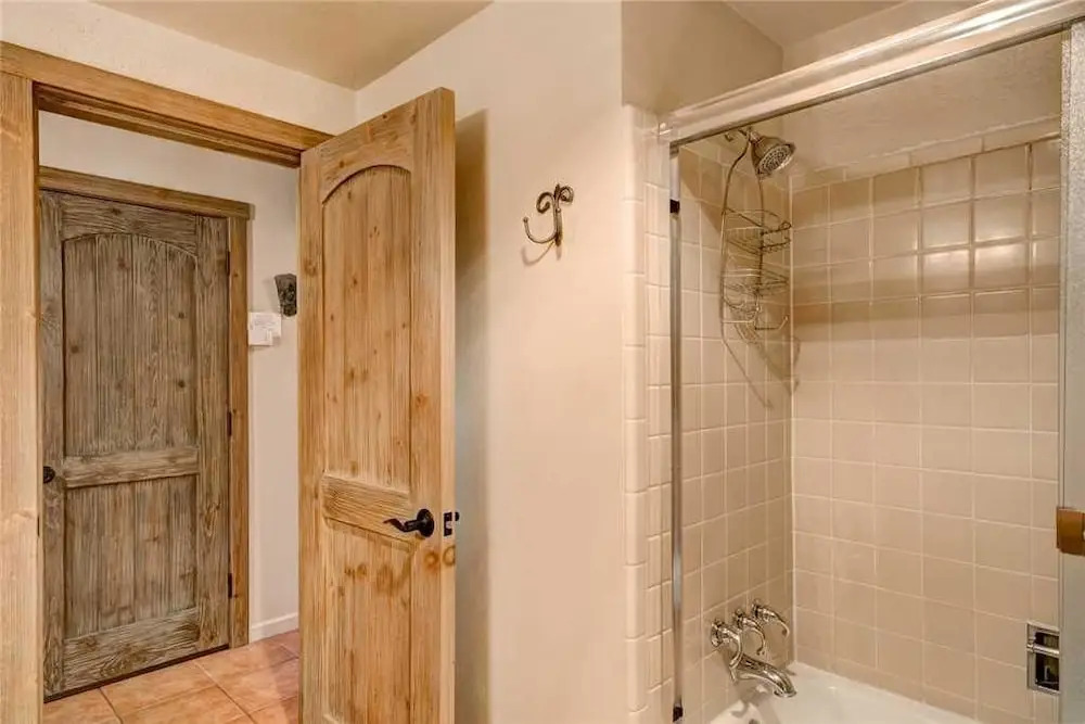Plaza Splendor - Three Bedroom Home