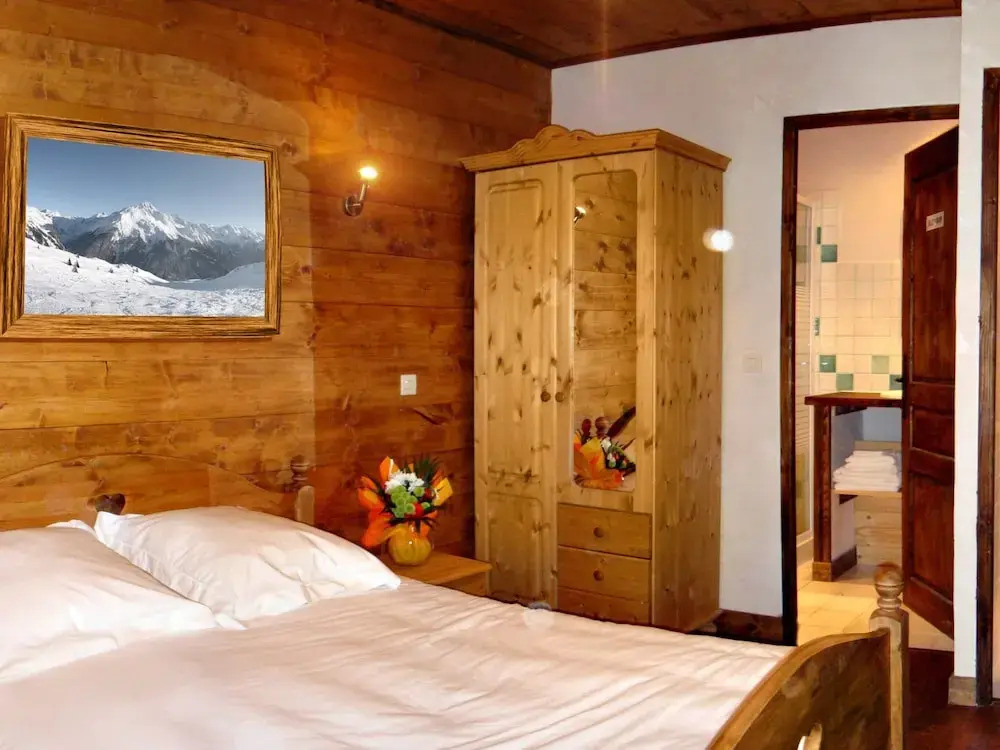 Luxury Flat With Sauna in the French Alps