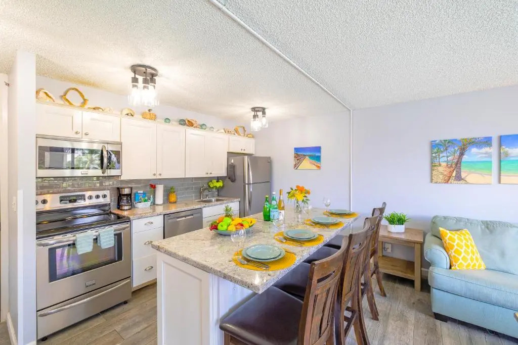 Beautiful 7th Floor with Partial Ocean Views | 1 Block to Beach | Free Parking & WIFI