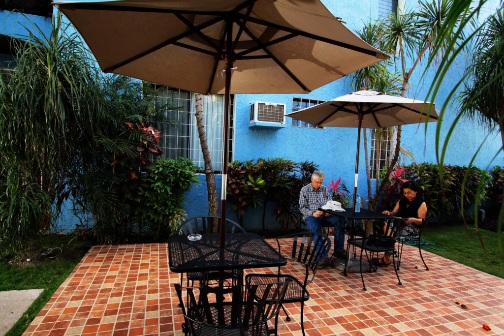 Hotel Los Girasoles