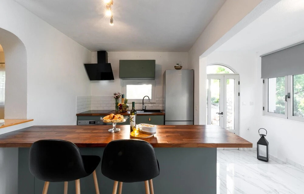 Stunning Home in Vela Luka with Hot Tub & 2 Bedrooms