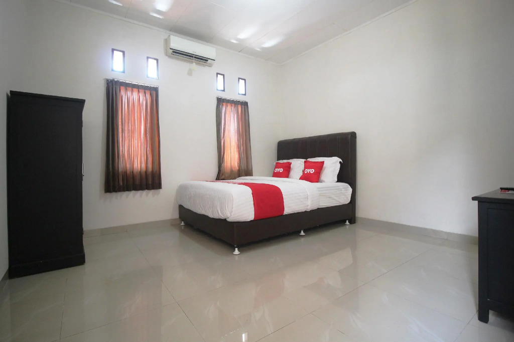 Hotel O Wisma Ray Syariah