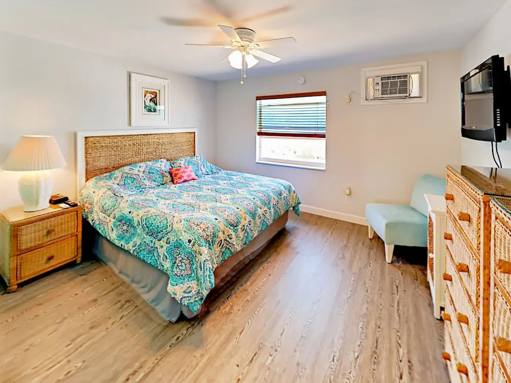 99 Sombrero Blvd Duplex Unit B 2 Bedrooms 2 Bathrooms Duplex