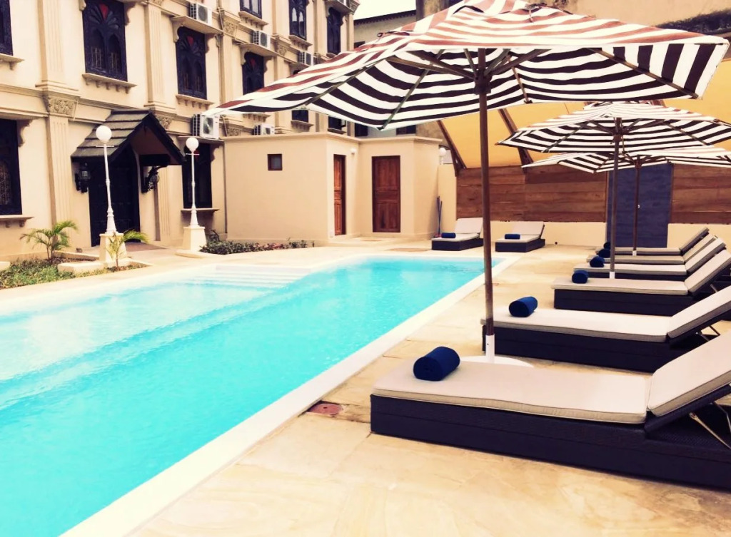 Golden Tulip Stone Town Boutique