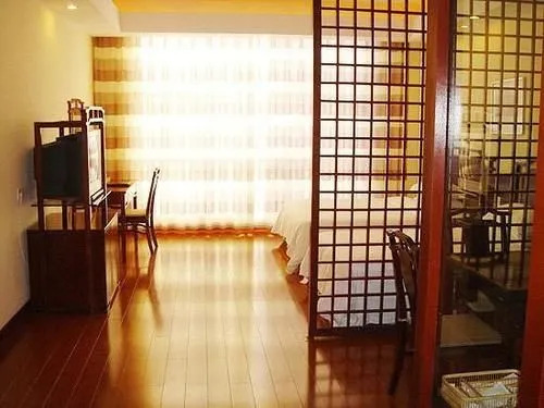 Suzhou Taihu Lake Elysee Garden Chamber Hotel(苏州香榭丽花园酒店)