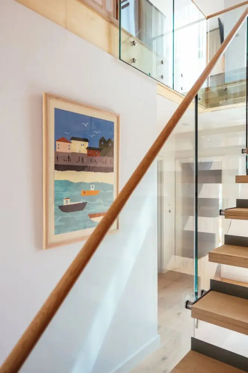 Una St. Ives