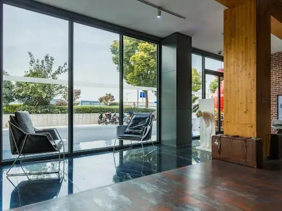 Dreamer Hotel (Shanghai Hongqiao Airport, National Exhibition Center)