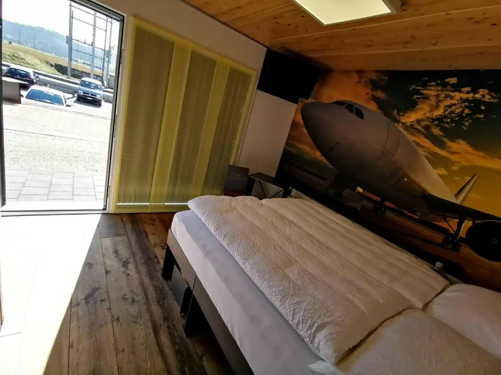 Self-Checkin Hotel BS16 before Bern City Parking gratis