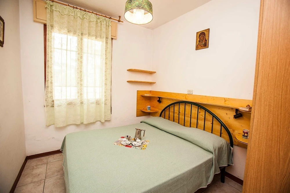 Quiet Little Villa by the Seaside in Rosolina Mare