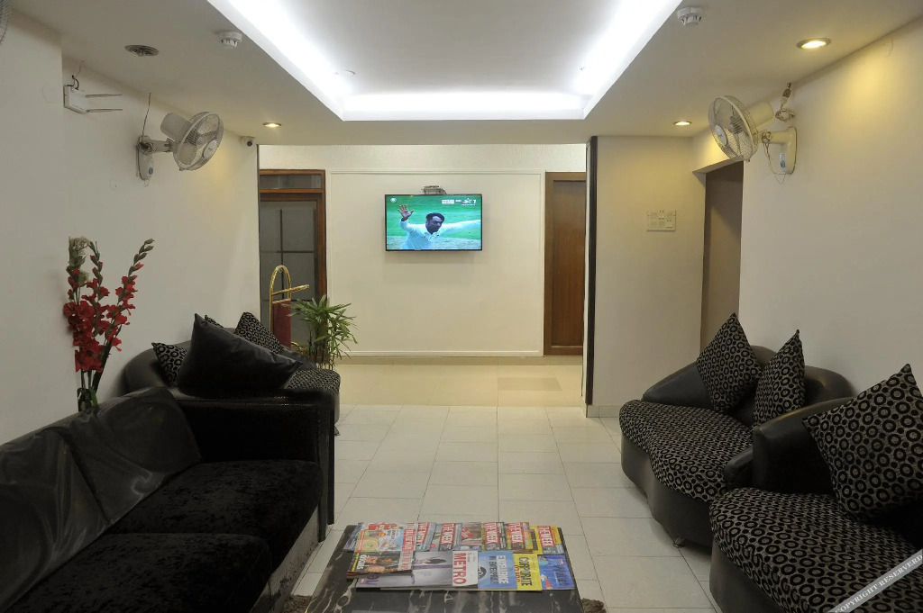Hotel Housez43