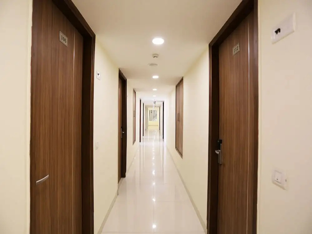 Hotel D'Capitol- Delhi Airport