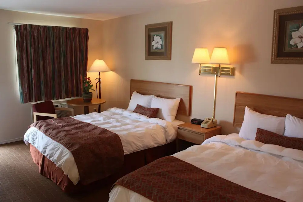 Regency Inn Eureka Springs