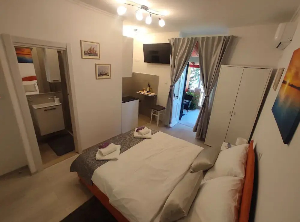 Room Porat 2 With Private Terrace