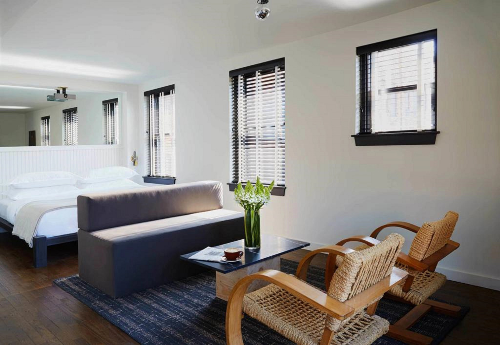 Neptune, an Ash Hotel