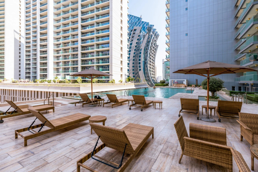 Stunning Studio Near Burj Khalifa