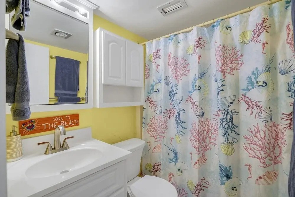Braemar 1801s 3 Bedroom Condo by RedAwning
