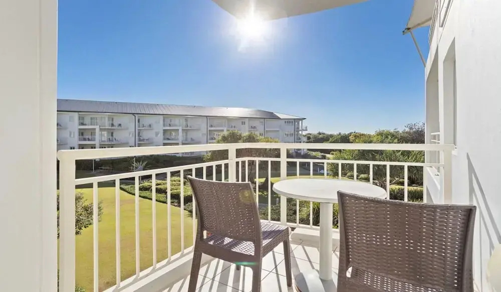 The Pool Resort Kingscliff - 2B Dual Key (6216/17) - Holiday Management Co.