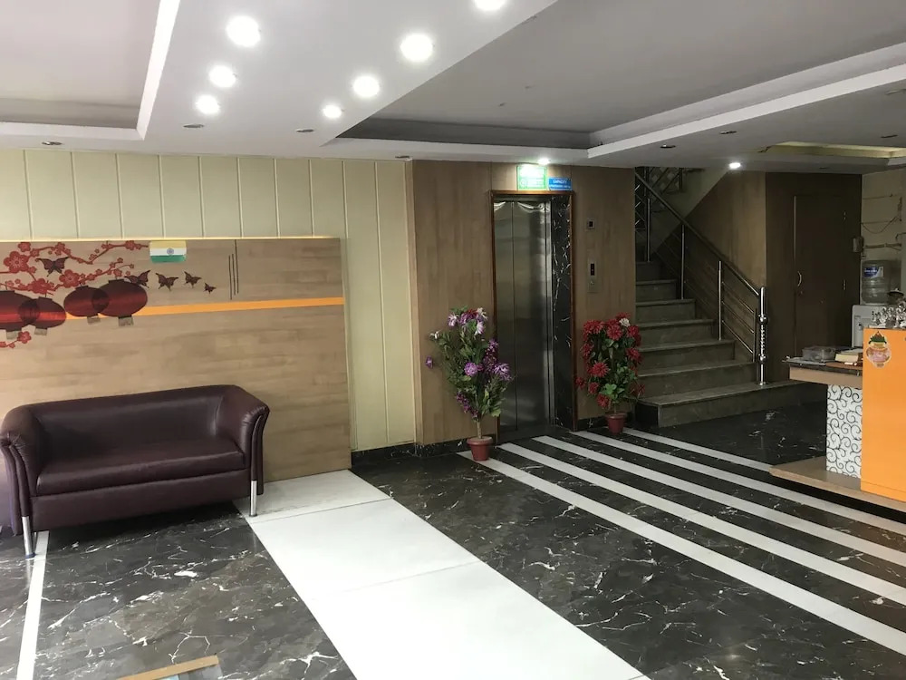 Hotel Delhi Continental