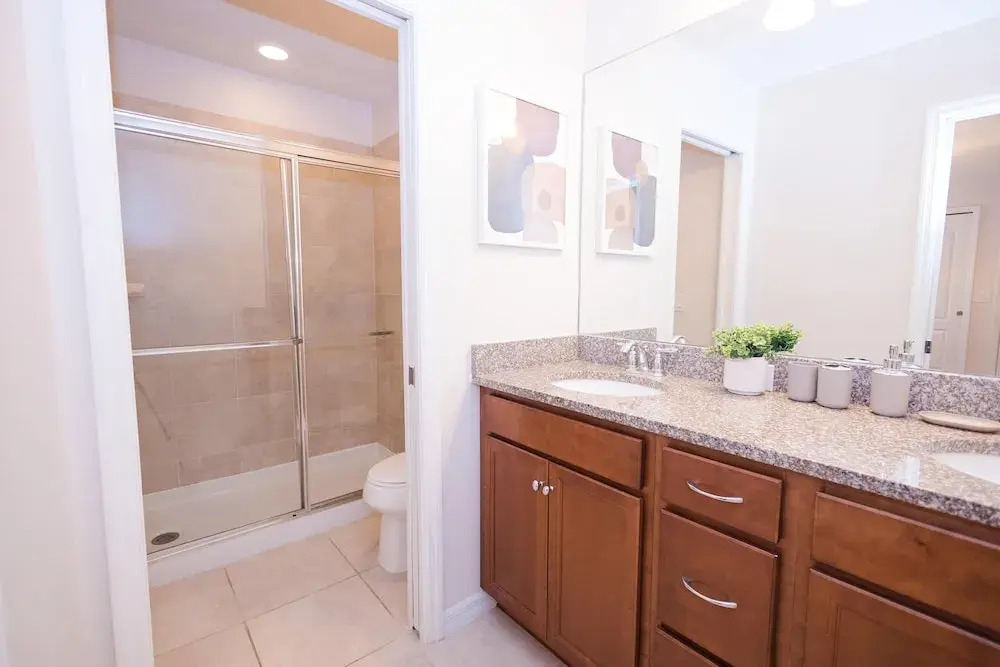 1643 LA - Luxurious Retreat Windsor at Westside