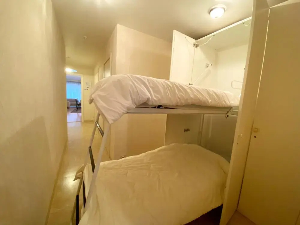 Nieuwpoort Apartment near Sandy Beaches